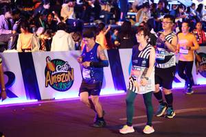 BIB: 
                            <button type="button" onclick="openModal(24206948)" class="btn btn-primary btn-sm float-right btn-popup" data-toggle="modal" data-target=".modal-high-quality">
                        <i class="fas fa-shopping-cart"></i> Add to Cart
                    </button>
                                            <button type="button" onclick="isThisMe(24206948, true)" class="btn btn-success btn-sm float-right btn-popup btn-isme hidden" data-toggle="tooltip" data-placement="bottom" title="นี่คือรูปของคุณใช่ไหม คลิกที่นี่เพื่อเอาเข้าอัลบั้ม">
                        <i class="fas fa-plus"></i> Add to album
                    </button>
                    <button type="button" onclick="isThisMe(24206948, false)" class="btn btn-warning btn-sm float-right btn-popup btn-isnotme hidden">
                        <i class="fas fa-ban"></i> Remove from album
                    </button>